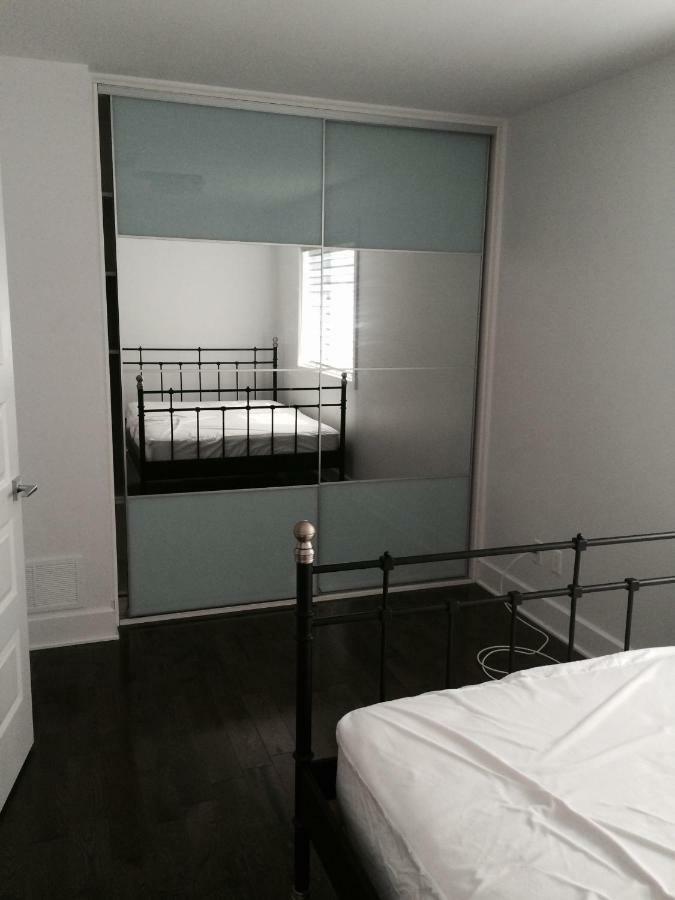 Luxury Two Story Villa Unit A Laval Luaran gambar
